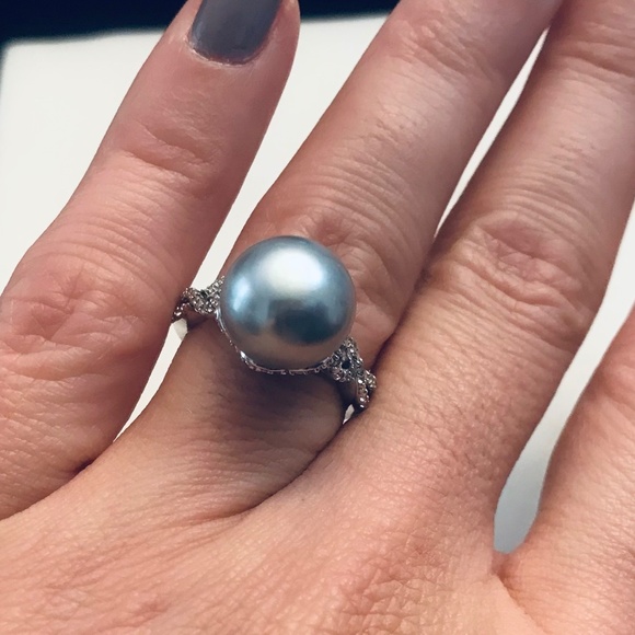 Genuine Cultured Grey Pearl & Zircon Princess Ring - Picture 4 of 11